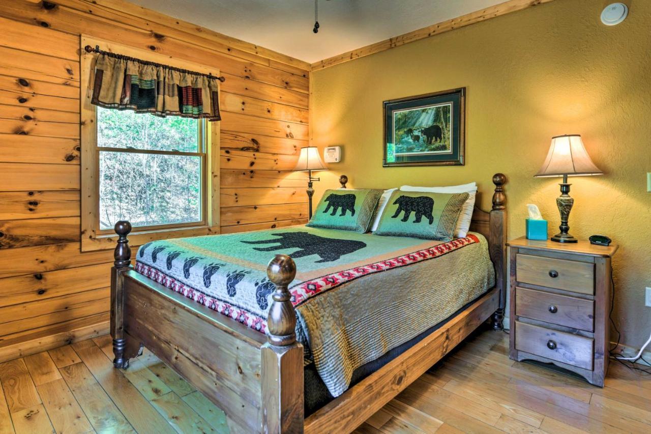 Bryson City Cabin Rental With Views And Hot Tub Exteriör bild